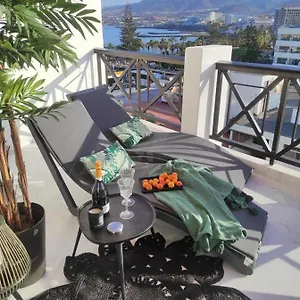 https://penthous-las-americas-first-line-de-lux.in-canary-islands.com