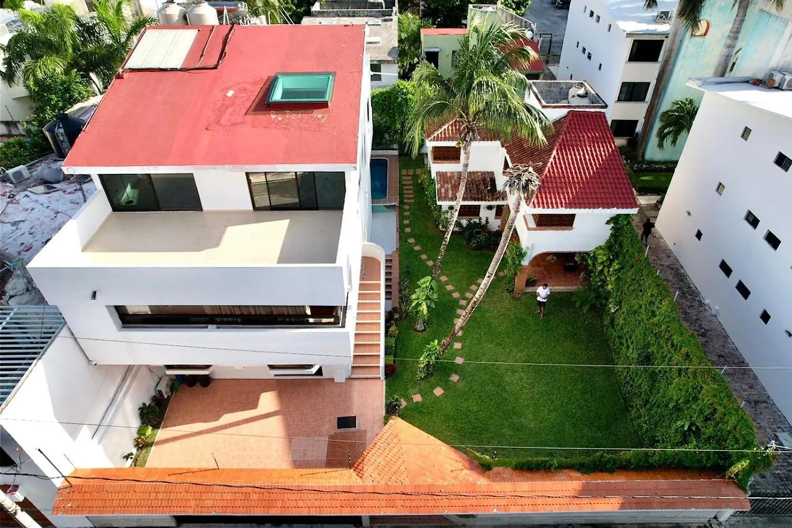 Beautiful Jungle House On A Strategic Location location